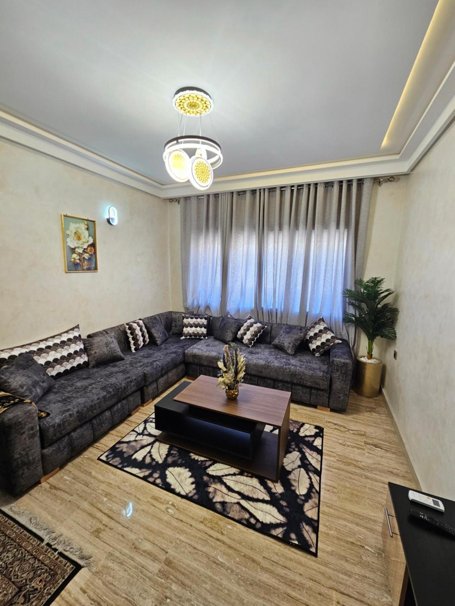 Mia Appartement N2 - Elegance, Confort Et Serenite Казабланка Екстериор снимка