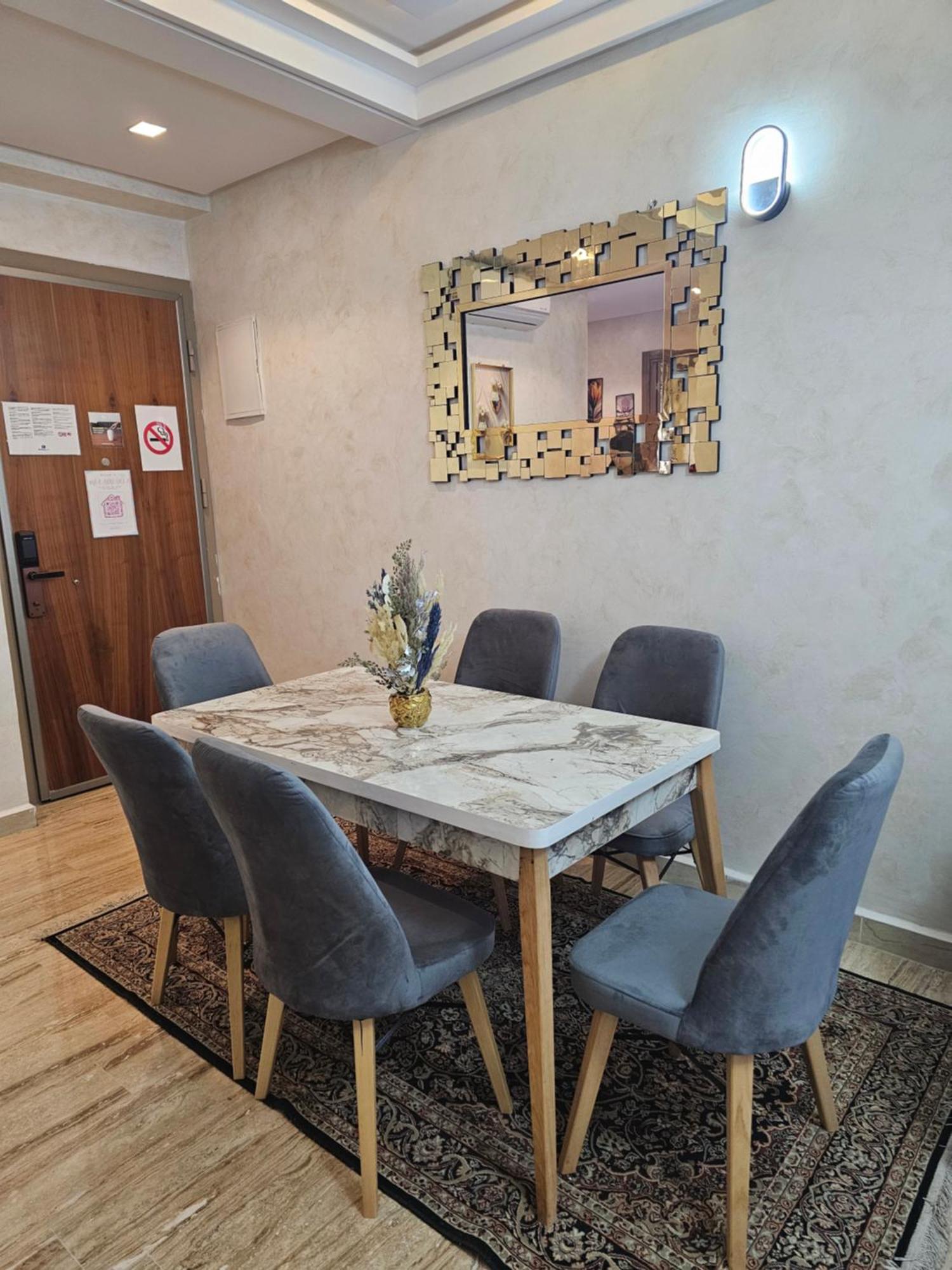 Mia Appartement N2 - Elegance, Confort Et Serenite Казабланка Екстериор снимка